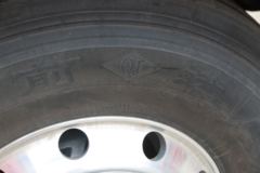 中国重汽 汕德卡SITRAK G7重卡 460马力 6X4 LNG牵引车(国六)(重汽12挡)(ZZ4256V384HF1LB)