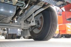 中国重汽 汕德卡SITRAK G7重卡 460马力 6X4 LNG牵引车(国六)(重汽12挡)(ZZ4256V384HF1LB)