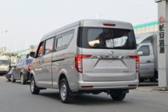 长安跨越 跨越星V5 2.6T 4.495米纯电动多用途乘用车
