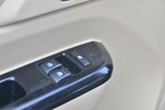 长安跨越 跨越星V5 2.6T 4.495米纯电动多用途乘用车