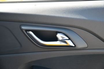 ���� �±��� 2020�� ���ʰ� 1.8T���� 177���� ���� �����˫��Ƥ��(����)ͼƬ