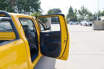 ���� �±��� 2020�� ���ʰ� 1.8T���� 177���� ���� �����˫��Ƥ��(����)ͼƬ