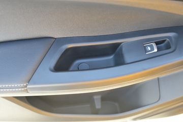 ���� �±��� 2020�� ���ʰ� 1.8T���� 177���� ���� �����˫��Ƥ��(����)ͼƬ