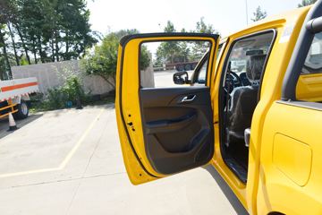 ���� �±��� 2020�� ���ʰ� 1.8T���� 177���� ���� �����˫��Ƥ��(����)ͼƬ