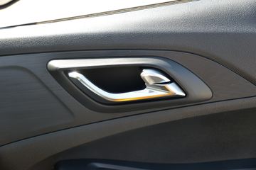 ���� �±��� 2020�� ���ʰ� 1.8T���� 177���� ���� �����˫��Ƥ��(����)ͼƬ