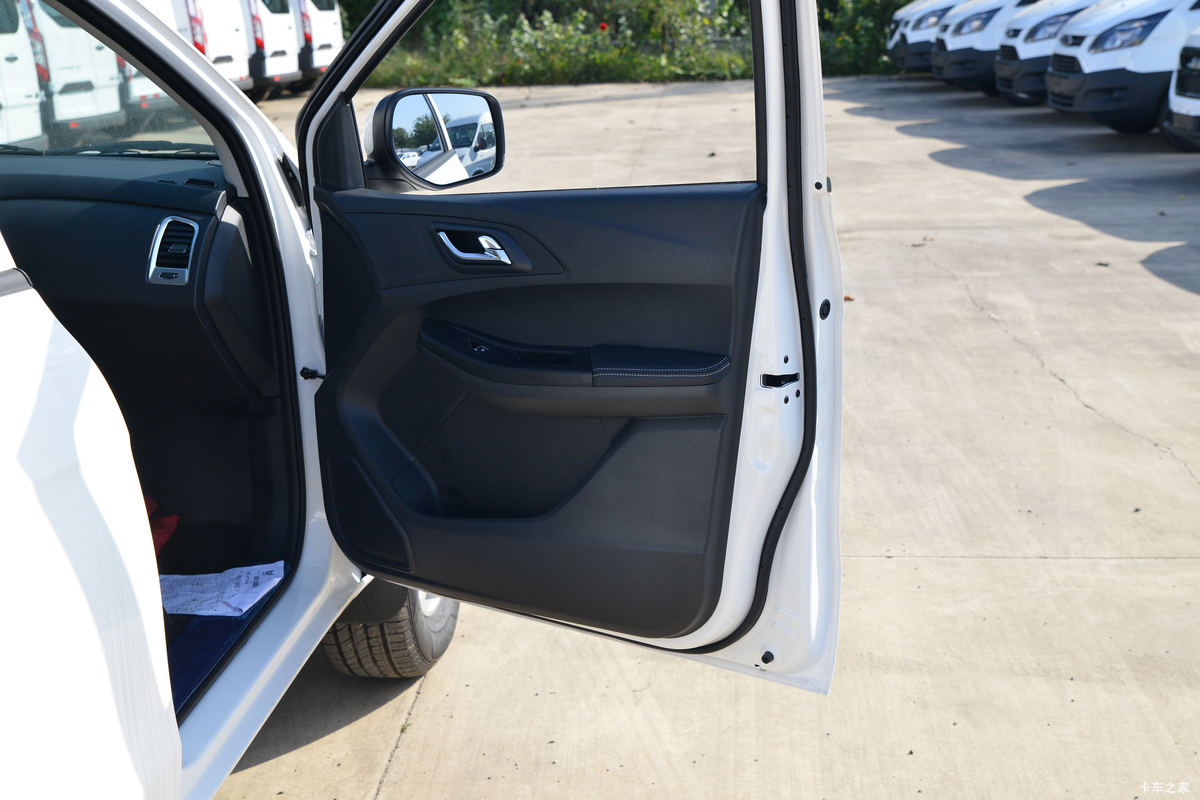 ���� �±��� 2020�� ������ 1.8T���� 177���� ���� �����˫��Ƥ��(����)��ʻ��                                               