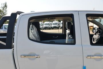 ������ʮ�� ���� 2020�� �Զ��콢�� 2.5T���� 150���� ���� �ӳ�˫��Ƥ��ͼƬ