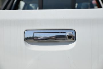 ������ʮ�� ���� 2020�� �Զ��콢�� 2.5T���� 150���� ���� �ӳ�˫��Ƥ��ͼƬ