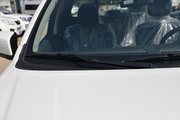 ������ʮ�� ���� 2020�� �Զ��콢�� 2.5T���� 150���� ���� �ӳ�˫��Ƥ��ͼƬ