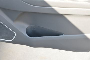 ������ʮ�� ���� 2020�� �Զ��콢�� 2.5T���� 150���� ���� �ӳ�˫��Ƥ��ͼƬ