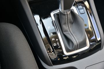 ������ʮ�� ���� 2020�� �Զ��콢�� 2.5T���� 150���� ���� �ӳ�˫��Ƥ��ͼƬ