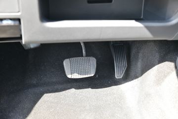 ������ʮ�� ���� 2020�� �Զ��콢�� 2.5T���� 150���� ���� �ӳ�˫��Ƥ��ͼƬ