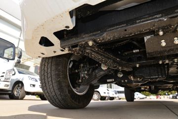 ������ʮ�� ���� 2020�� �Զ��콢�� 2.5T���� 150���� ���� �ӳ�˫��Ƥ��ͼƬ