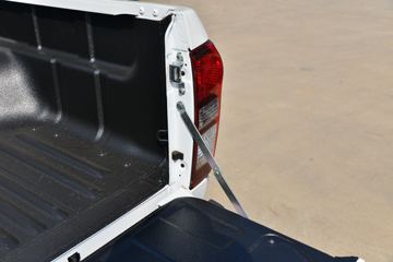 ������ʮ�� ���� 2020�� �Զ��콢�� 2.5T���� 150���� ���� �ӳ�˫��Ƥ��ͼƬ