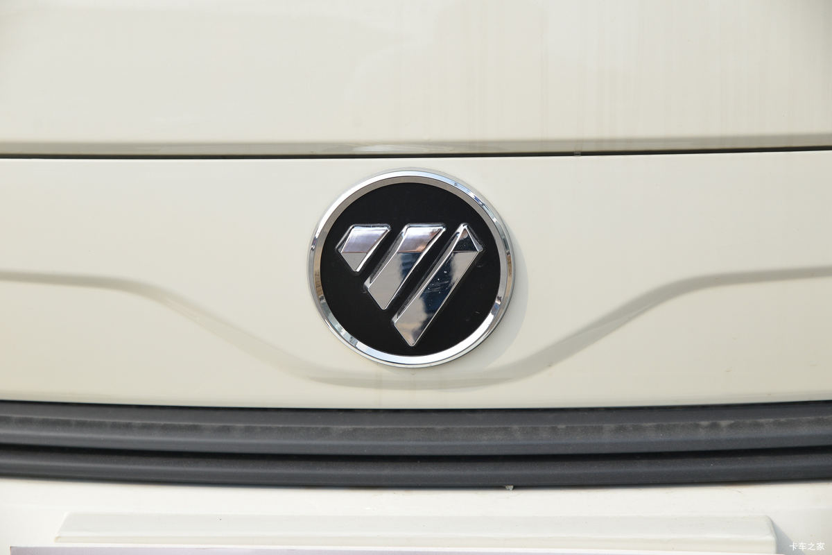  M1  1.6L 122  3.3׵ʽ΢(BJ5031XXY3JV4-52)                                                