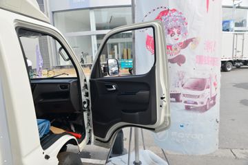 ���� ����M1 ������ 1.6L 122���� ���� 3.3�׵�����ʽ΢��(BJ5031XXY3JV4-52)ͼƬ