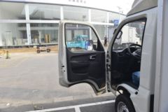 福田 祥菱M1 豪华型 1.6L 122马力 汽油 3.3米单排厢式微卡(BJ5031XXY3JV4-52)