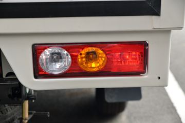 ���� ����M1 ������ 1.6L 122���� ���� 3.3�׵�����ʽ΢��(BJ5031XXY3JV4-52)ͼƬ