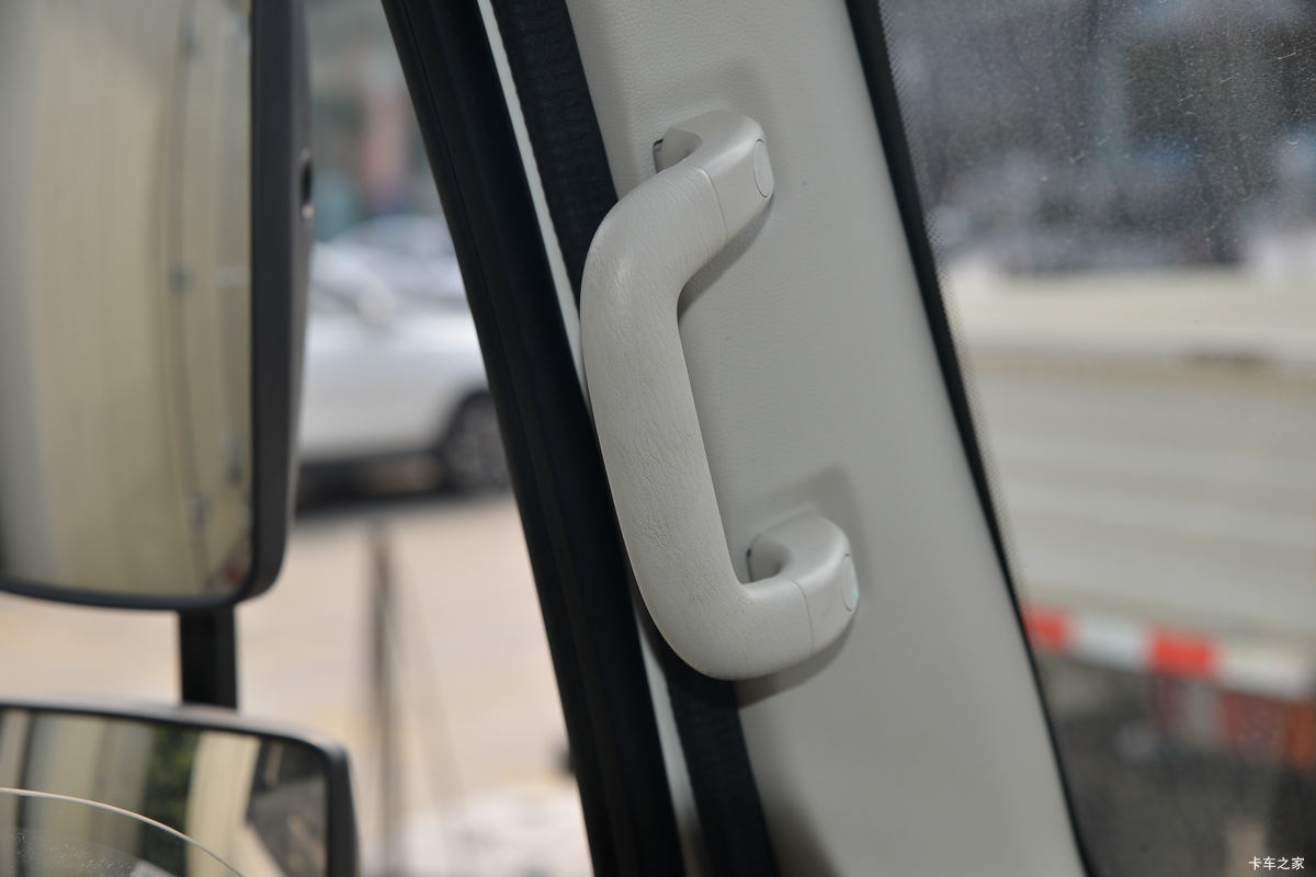 ���� ����ǿ���� 129���� 4.08�׵�����ʽ�Ῠ(����)(JX5045XXYTG26)��ʻ��                                               