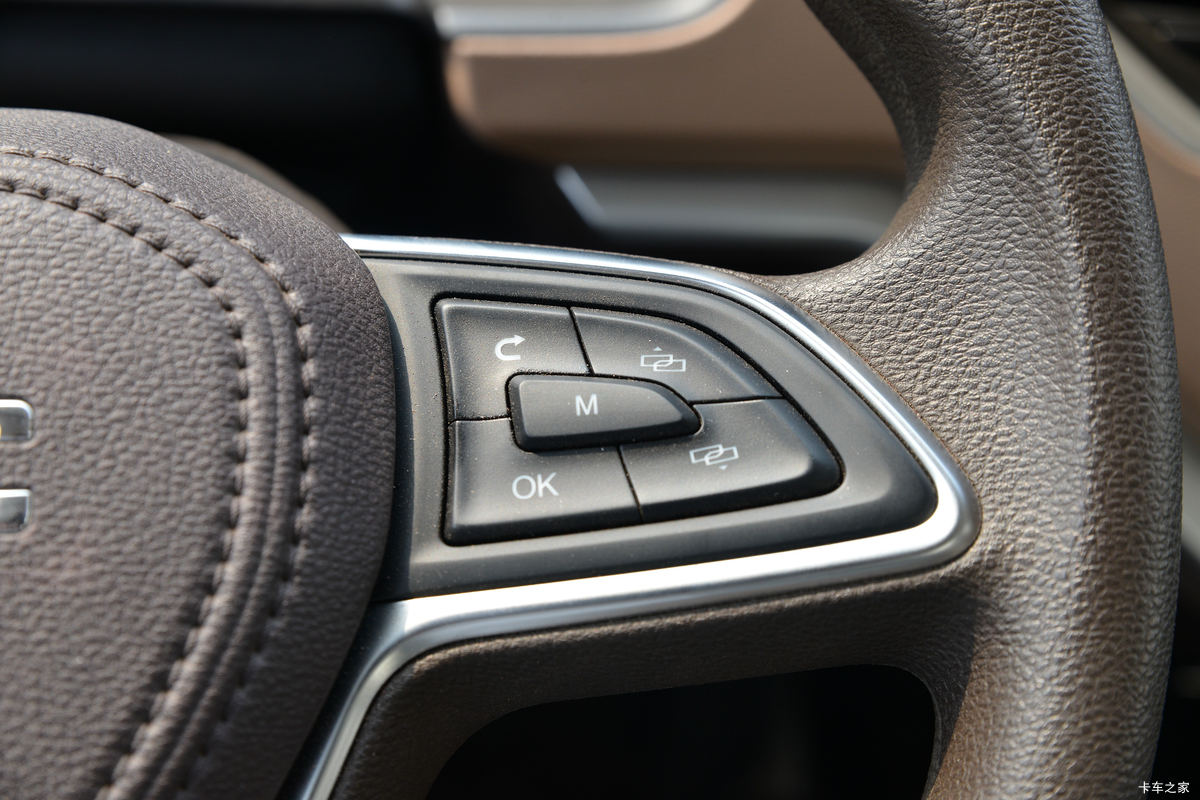 ���� ����ǿ���� 129���� 4.08�׵�����ʽ�Ῠ(����)(JX5045XXYTG26)��ʻ��                                               