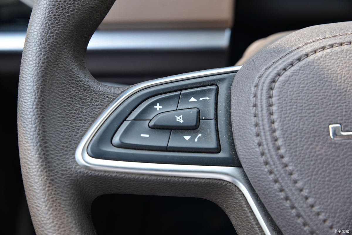 ���� ����ǿ���� 129���� 4.08�׵�����ʽ�Ῠ(����)(JX5045XXYTG26)��ʻ��                                               