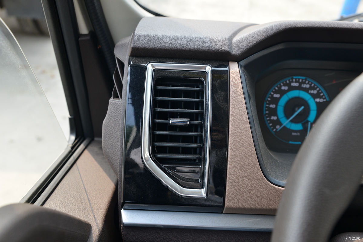 ���� ����ǿ���� 129���� 4.08�׵�����ʽ�Ῠ(����)(JX5045XXYTG26)��ʻ��                                               