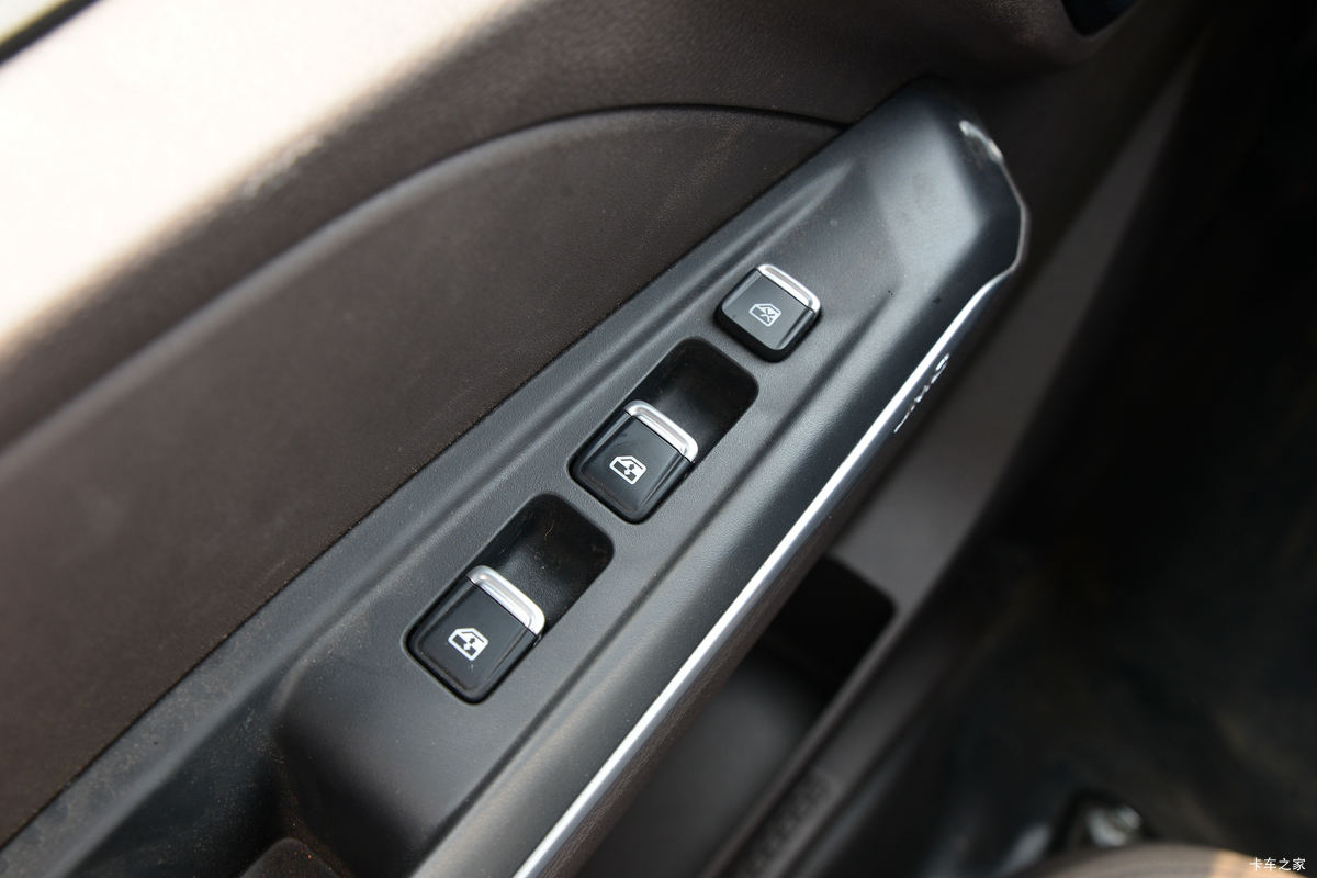 ���� ����ǿ���� 129���� 4.08�׵�����ʽ�Ῠ(����)(JX5045XXYTG26)��ʻ��                                               