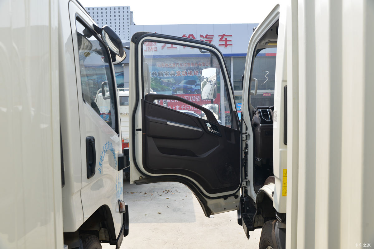 ���� ����ǿ���� 129���� 4.08�׵�����ʽ�Ῠ(����)(JX5045XXYTG26)��ʻ��                                               