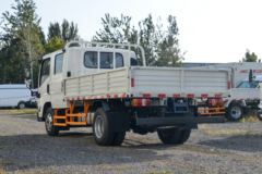 江铃 凯运升级版 中体 122马力 3.16米双排栏板轻卡(气刹)(JX1043TSG26) 江铃 凯运升级版 中体 122马力 3.16米双排栏板轻卡(气刹)(JX1043TSG26)