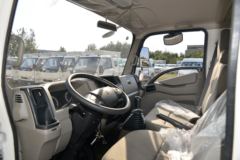 江铃 凯运升级版 中体 122马力 3.16米双排栏板轻卡(气刹)(JX1043TSG26) 江铃 凯运升级版 中体 122马力 3.16米双排栏板轻卡(气刹)(JX1043TSG26)