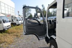 江铃 凯运升级版 中体 122马力 3.16米双排栏板轻卡(气刹)(JX1043TSG26) 江铃 凯运升级版 中体 122马力 3.16米双排栏板轻卡(气刹)(JX1043TSG26)