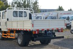 江铃 凯运升级版 中体 122马力 3.16米双排栏板轻卡(气刹)(JX1043TSG26) 江铃 凯运升级版 中体 122马力 3.16米双排栏板轻卡(气刹)(JX1043TSG26)