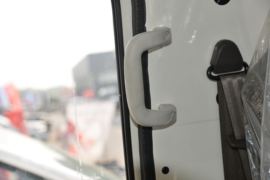 新款顺达&nbsp;冷藏车驾驶室图片