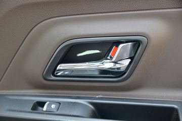 ���� �¿�˳�� 116���� 4X2 3.19��˫����س�(����)(ѩ��������)ͼƬ