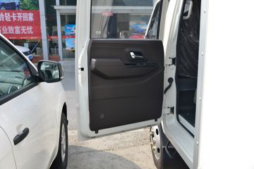 ���� �¿�˳�� 116���� 4X2 3.19��˫����س�(����)(ѩ��������)ͼƬ