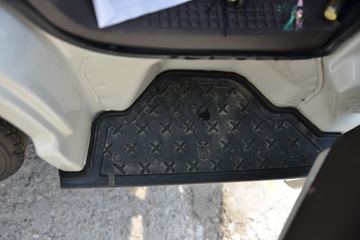 ���� �¿�˳�� 116���� 4X2 3.19��˫����س�(����)(ѩ��������)ͼƬ