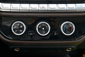 ���� �¿�˳�� 116���� 4X2 3.19��˫����س�(����)(ѩ��������)ͼƬ