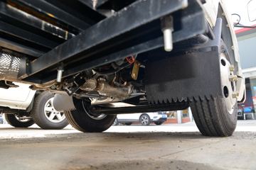 ���� �¿�˳�� 116���� 4X2 3.19��˫����س�(����)(ѩ��������)ͼƬ