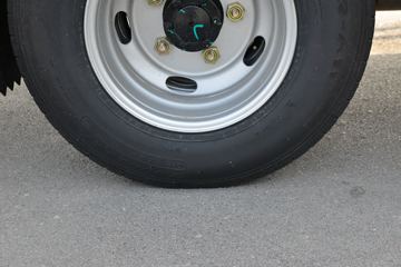 ���� �¿�˳�� 116���� 4X2 3.19��˫����س�(����)(ѩ��������)ͼƬ