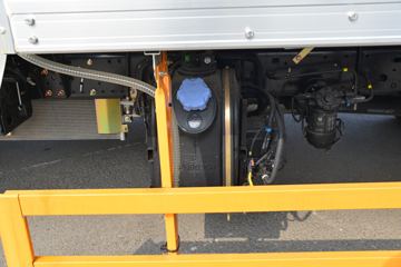 ���� �¿�˳�� 116���� 4X2 3.19��˫����س�(����)(ѩ��������)ͼƬ