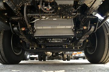 ���� �¿�˳�� 116���� 4X2 3.19��˫����س�(����)(ѩ��������)ͼƬ