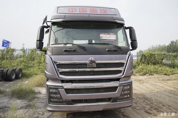 中国重汽 HOWO TH7重卡 480马力 6X4 牵引车