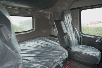 �й����� HOWO TH7�ؿ� 480���� 6X4 ǣ����ͼƬ