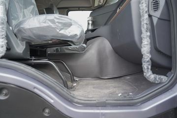 �й����� HOWO TH7�ؿ� 480���� 6X4 ǣ����ͼƬ