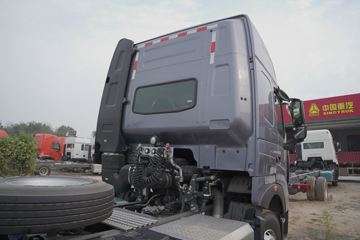 �й����� HOWO TH7�ؿ� 480���� 6X4 ǣ����ͼƬ