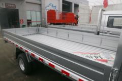 金杯 T50 2020款 创业型 1.6L 116马力 汽油 3.6米单排栏板微卡(国六)(JKC1034DV6HL5)