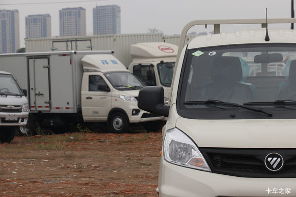 福田 祥菱V2 舒适型 1.6L 122马力 汽油 2.7米双排