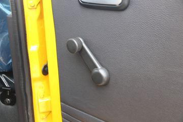 ���� ����V2 ������ 1.6L 122���� ���� 2.55��˫������΢��(BJ1030V5AV7-51)ͼƬ