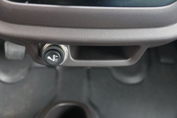 ���� ����V2 ������ 1.6L 122���� ���� 2.55��˫������΢��(BJ1030V5AV7-51)ͼƬ