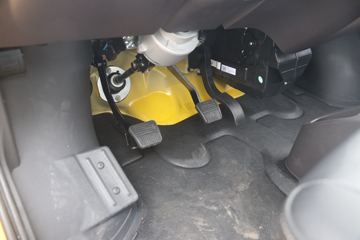 ���� ����V2 ������ 1.6L 122���� ���� 2.55��˫������΢��(BJ1030V5AV7-51)ͼƬ